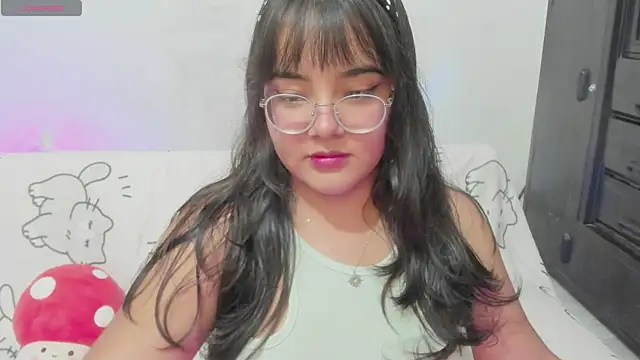 Naoko 7w7 online show from April 20, 2026, 1:08 am