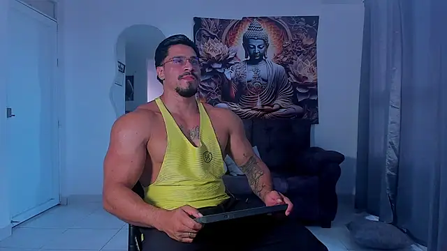 Valentino Dosantos  online show from September 29, 2025, 8:57 pm
