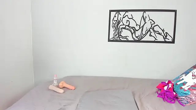 karina-lopez online show from October 17, 2025, 2:30 pm