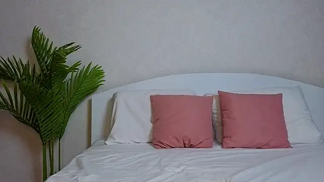 VictoriaPass online show from September 25, 2025, 9:29 pm