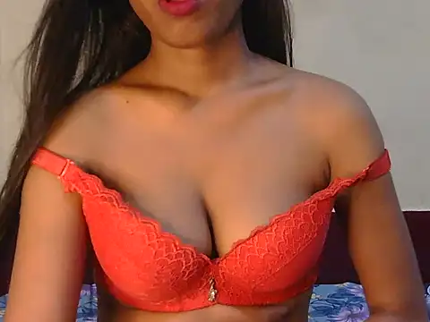 Snapshot of Riyaa_Kaur chatting on April 28, 2026, 8:47 pm Riyaa Kaur online show from April 28, 2026, 8:47 pm