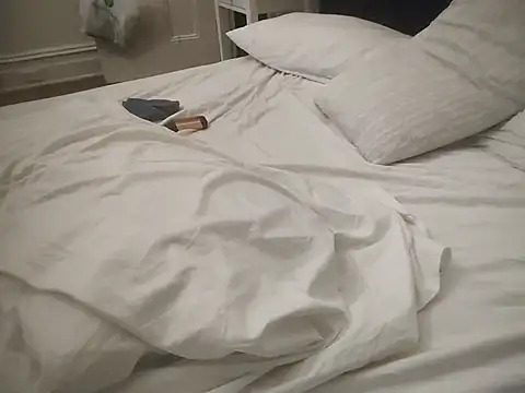 MystiqueRider online show from February 28, 2025, 9:25 am