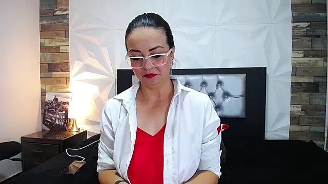 Azaahara  online show from February 22, 2025, 11:02 am