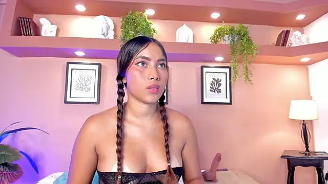 SofiaBennett  online show from March 4, 2025, 6:39 pm