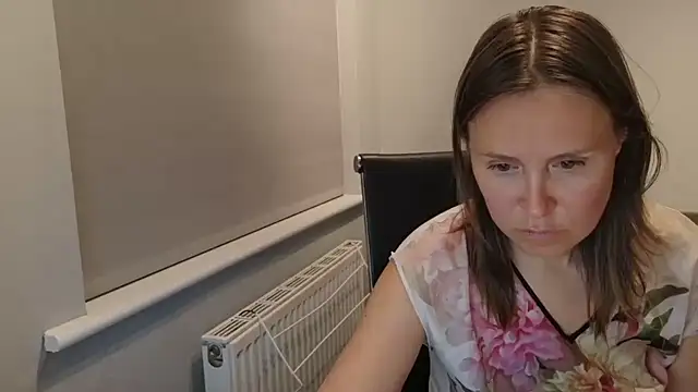 eatmypie69 online show from June 18, 2026, 9:30 pm