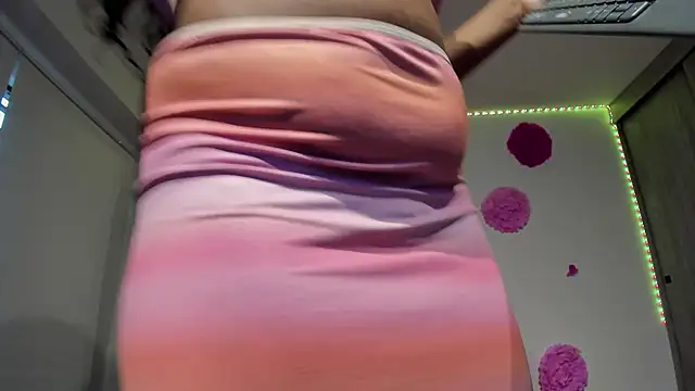 ZahraRose online show from February 27, 2025, 12:02 pm