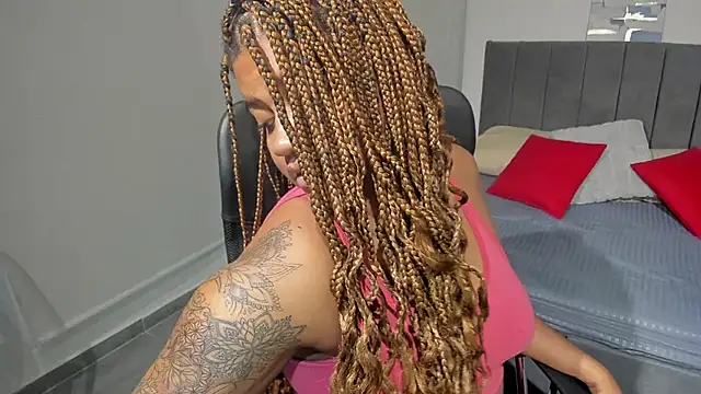 ZahraRose online show from March 10, 2025, 11:53 am