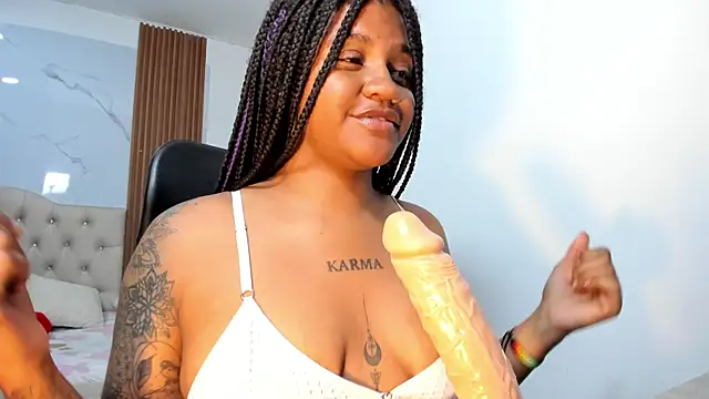 ZahraRose online show from January 17, 2026, 7:50 pm