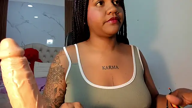 ZahraRose online show from February 9, 2026, 8:24 pm