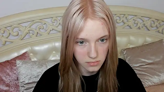 EdlaHewell online show from February 14, 2025, 8:42 am