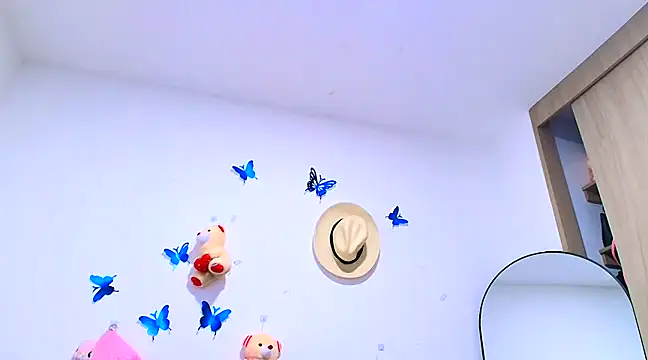 Veronica Milf1 online show from February 16, 2025, 5:37 pm