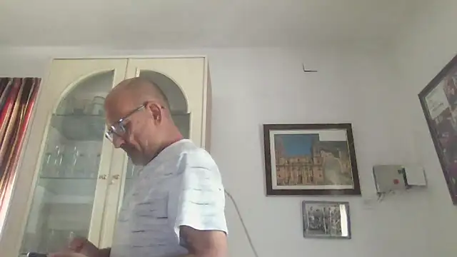 llopaco online show from October 8, 2025, 11:30 am