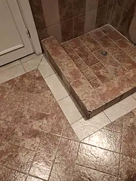 Loly2025 online show from February 16, 2025, 2:43 pm