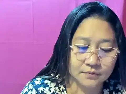 hotchubby88 online show from December 28, 2024, 10:44 pm