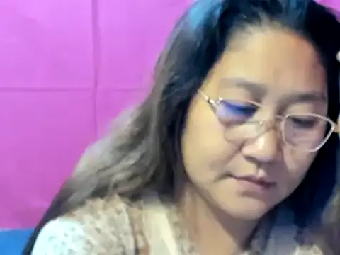 hotchubby88 online show from January 9, 2025, 1:29 am