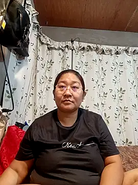 hotchubby88 online show from September 18, 2025, 9:28 pm