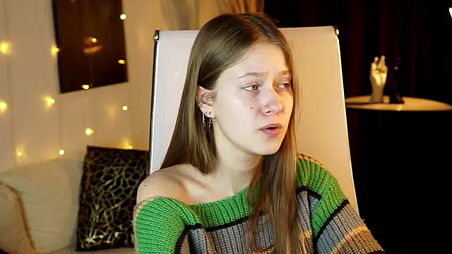 EveMundie online show from February 16, 2026, 11:28 am