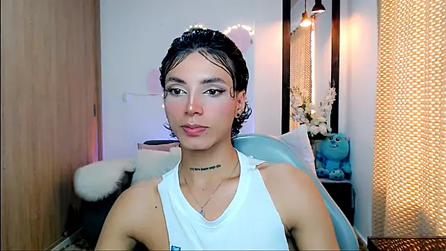 nilam valker online show from March 22, 2025, 7:42 pm