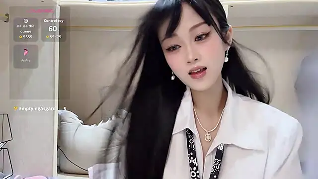 Snapshot of yueyue2003 chatting on June 11, 2026, 12:36 pm yueyue2003 online show from June 11, 2026, 12:36 pm