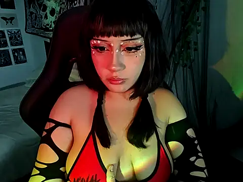 blue katt online show from November 12, 2025, 10:09 pm