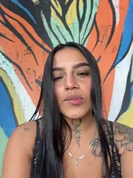 Snapshot of Emily_sharlot chatting on May 22, 2026, 6:13 pm Emily sharlot online show from May 22, 2026, 6:13 pm
