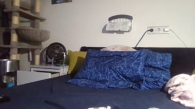 Miss candymandy online show from October 16, 2025, 9:38 pm