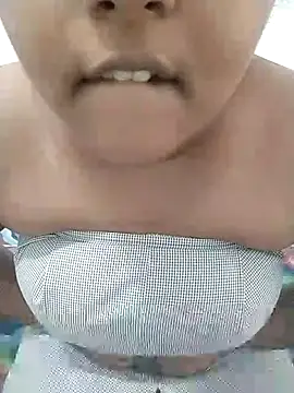 SLbeaty online show from September 11, 2025, 4:01 am