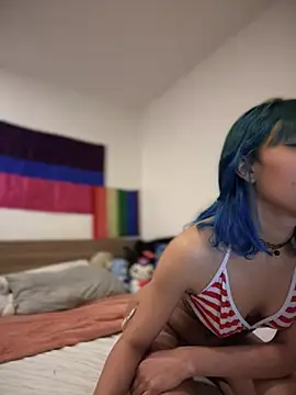 sweet Amy0 online show from February 26, 2025, 2:37 am