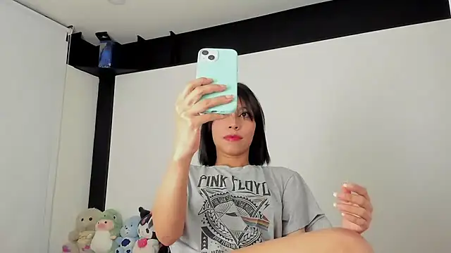 sweet Amy0 online show from October 12, 2025, 6:23 am