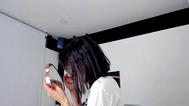 sweet Amy0 online show from November 17, 2025, 11:21 pm