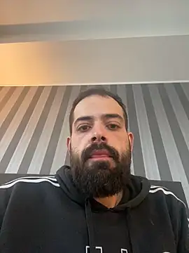 guccititi online show from November 4, 2025, 5:23 pm