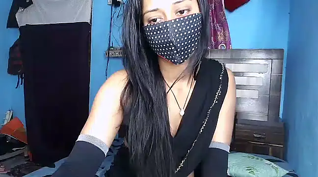 naughtygirl 2 online show from February 25, 2025, 11:41 am