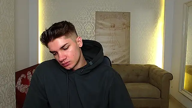 MaxKaiden online show from October 9, 2025, 5:05 am