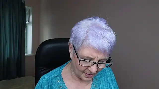 Sandra Snowflake online show from March 19, 2025, 10:11 am