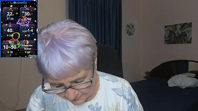 Sandra Snowflake online show from October 6, 2025, 4:43 am