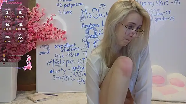 aishiro online show from March 16, 2025, 7:06 pm