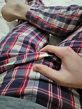 skiciyunis online show from February 15, 2025, 7:28 pm