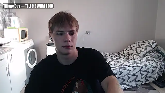 Snapshot of yourlildemon chatting on July 19, 2026, 4:22 pm yourlildemon online show from July 19, 2026, 4:22 pm