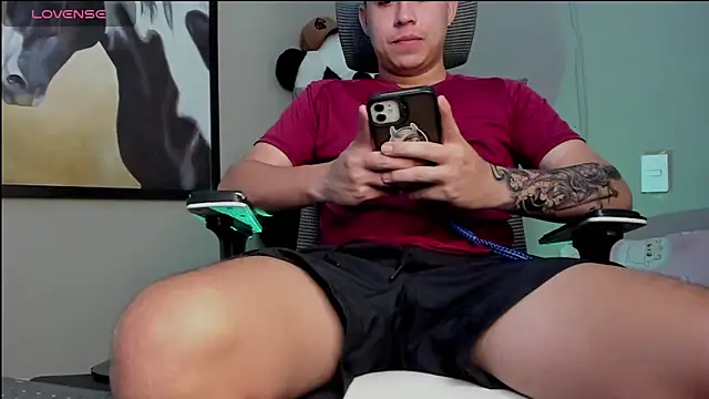 mattiwsmorris  online show from September 8, 2025, 2:38 pm