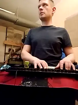 VickyDevilEU online show from October 24, 2025, 9:00 pm