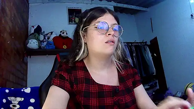 Emily  katz online show from March 19, 2025, 9:48 pm