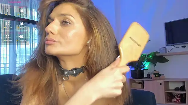 I   love  you online show from April 12, 2026, 8:52 am