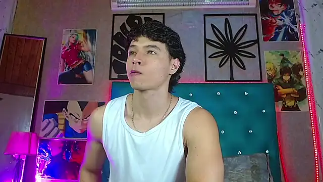LiamAndrewzz online show from July 1, 2026, 4:47 am