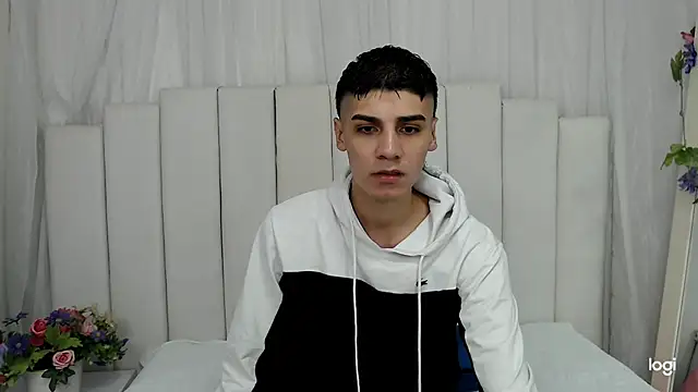 frank jhonsson online show from October 11, 2025, 12:04 pm