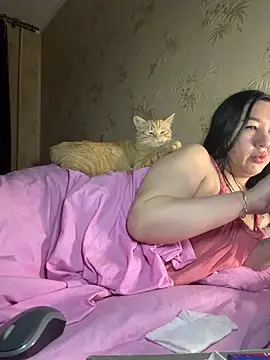 Naughtbaby 2025 online show from April 19, 2026, 11:51 pm