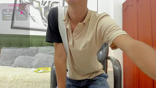 Johann sex online show from April 9, 2026, 5:29 pm