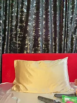 Siena Amaris online show from April 21, 2026, 8:31 am