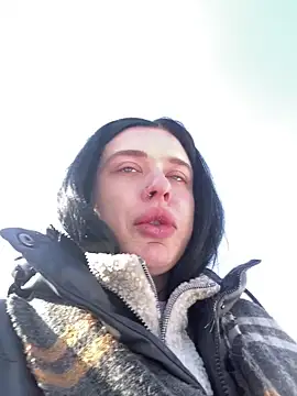 AlishaPrettyBlade online show from March 9, 2025, 6:28 am