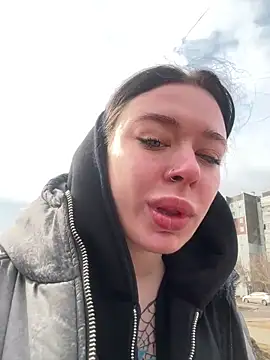 AlishaPrettyBlade online show from March 24, 2026, 6:18 am