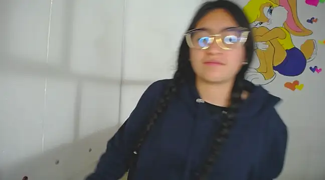 Snapshot of Arielle_lov chatting on February 26, 2025, 11:30 am Arielle lov online show from February 26, 2025, 11:30 am